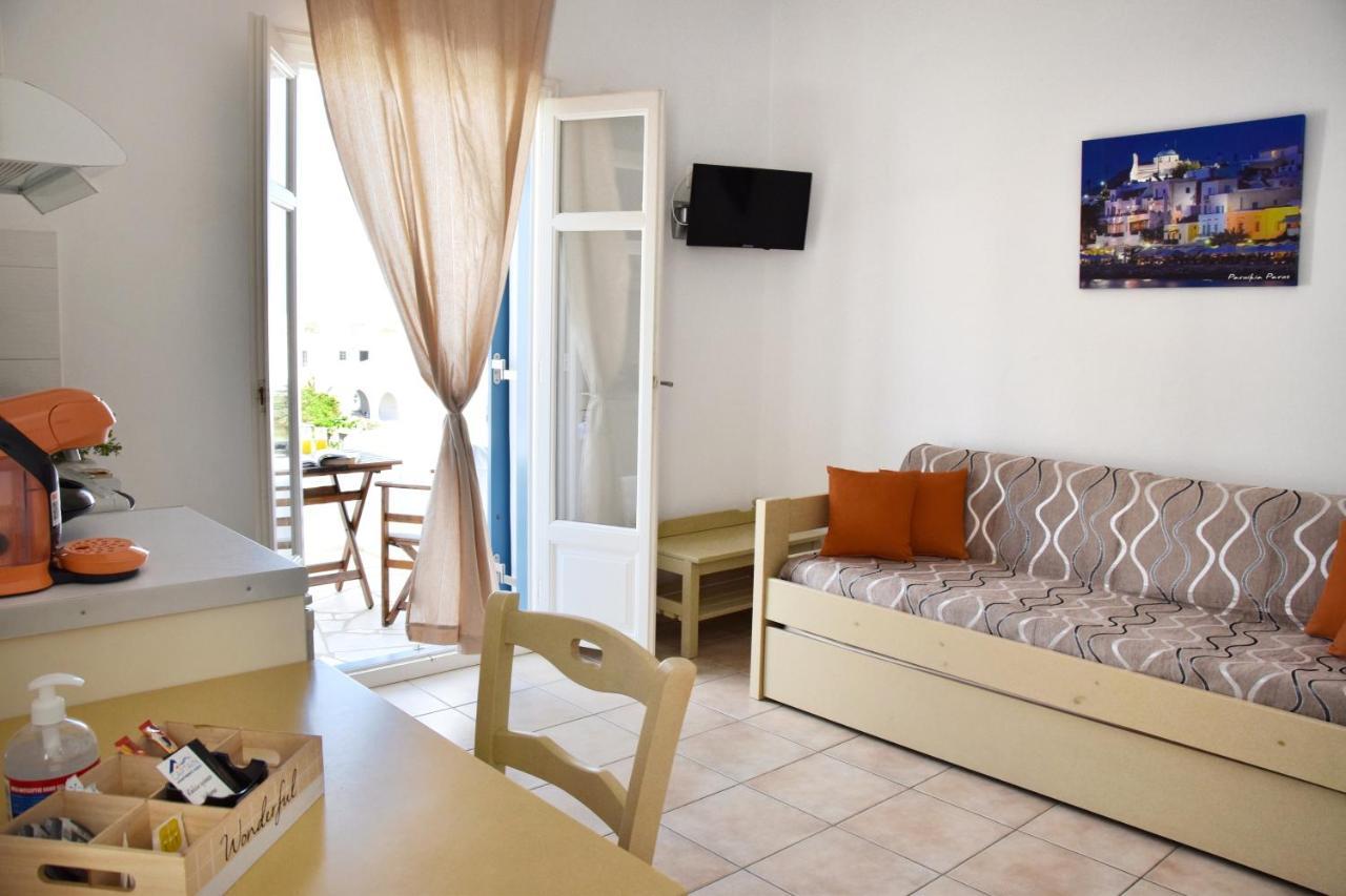 Captain Apartments Paros Náousa Rom bilde